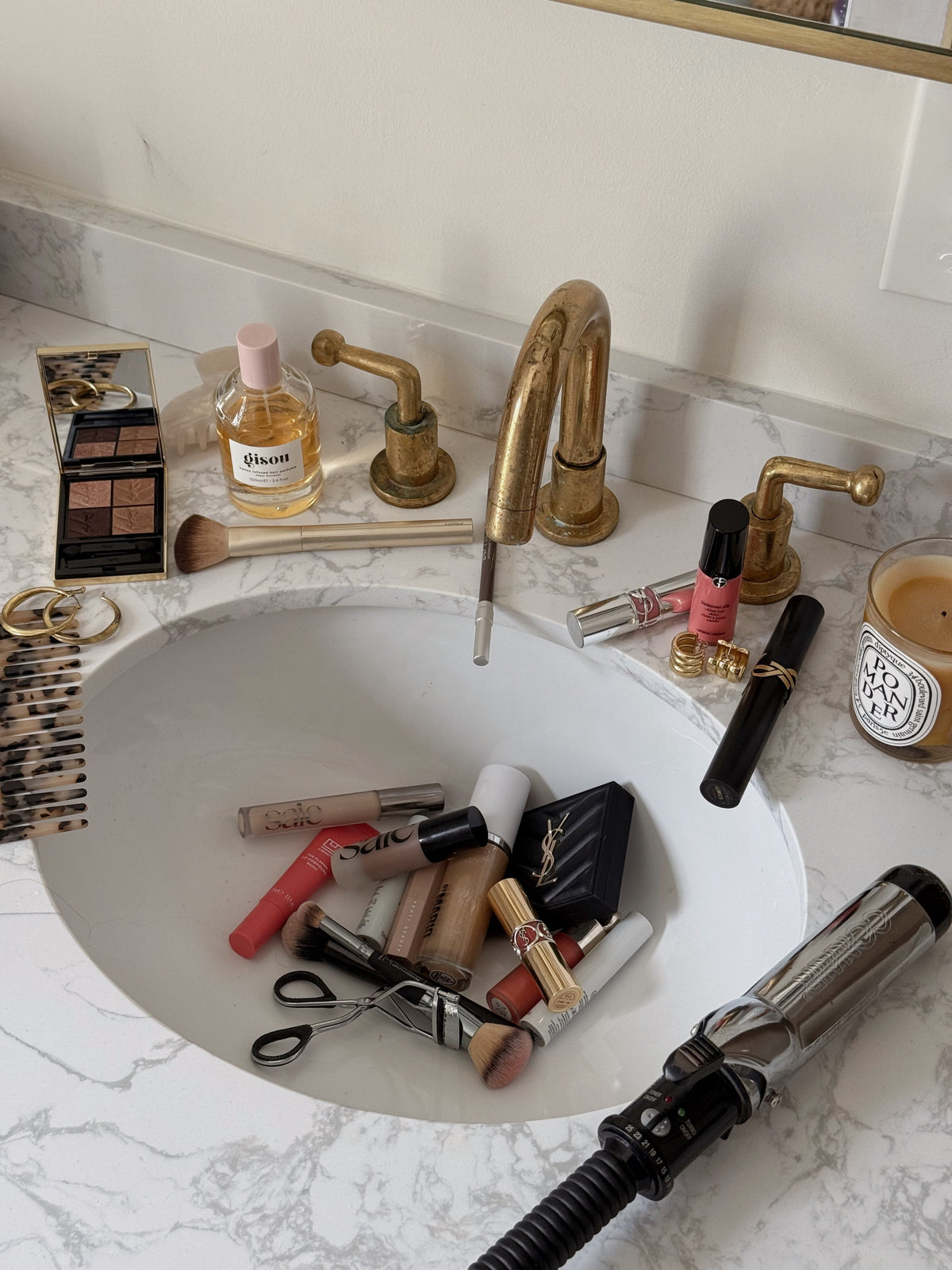 Clean Beauty and Cruelty-Free Makeup: A More Thoughtful Way to Shop